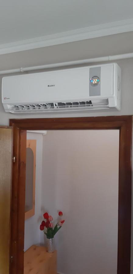 Flora Apartman Gyula Exterior foto